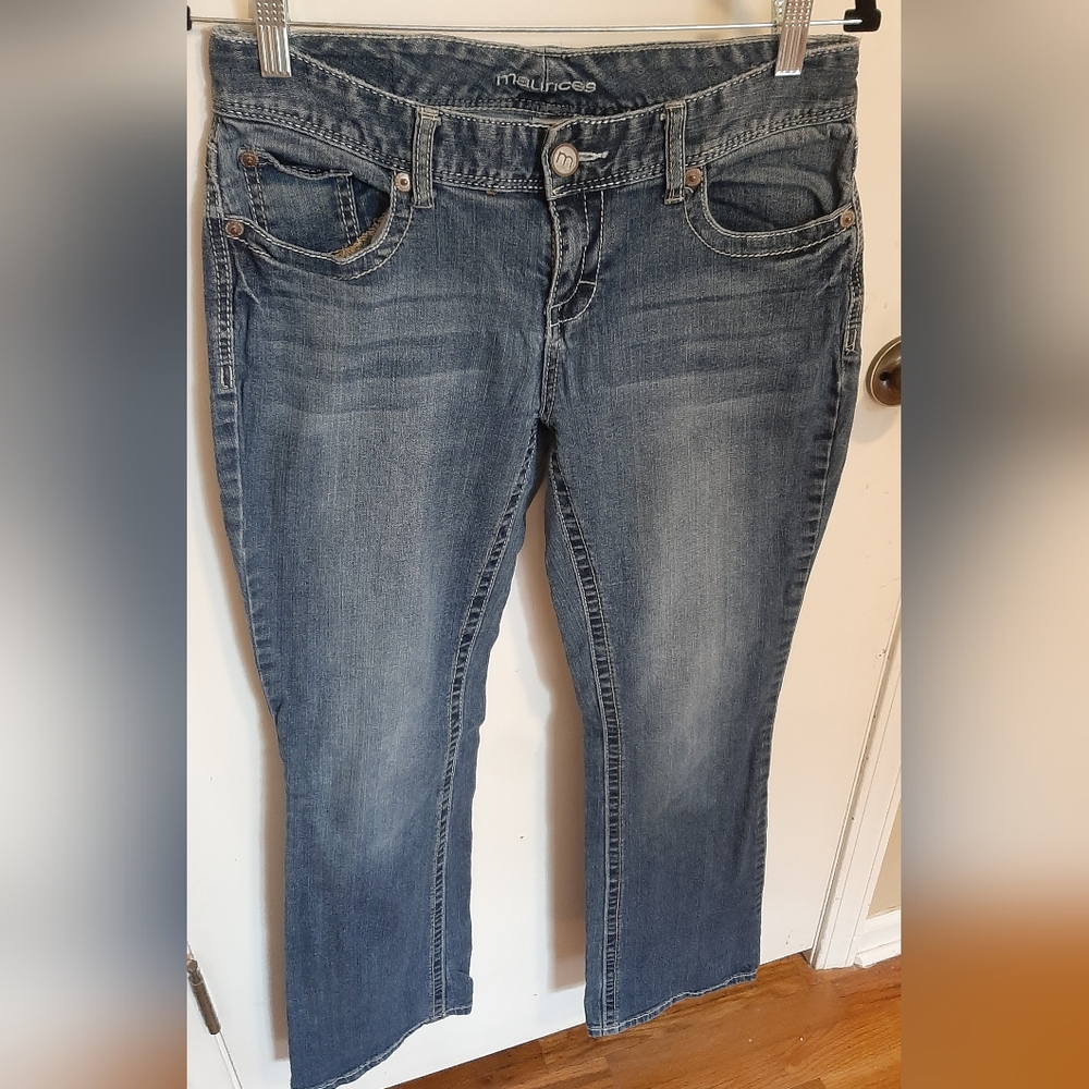 •Maurices Curvy Jean Size 5/6R